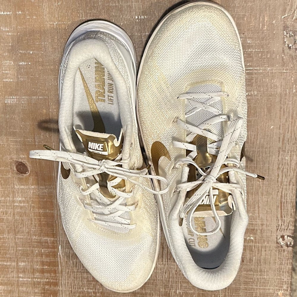 Nike MetCon 3 Sneakers